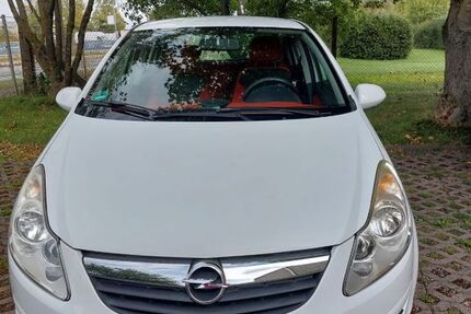 Opel Corsa 36.680 km 4.900 € Amt Wachsenburg 99334