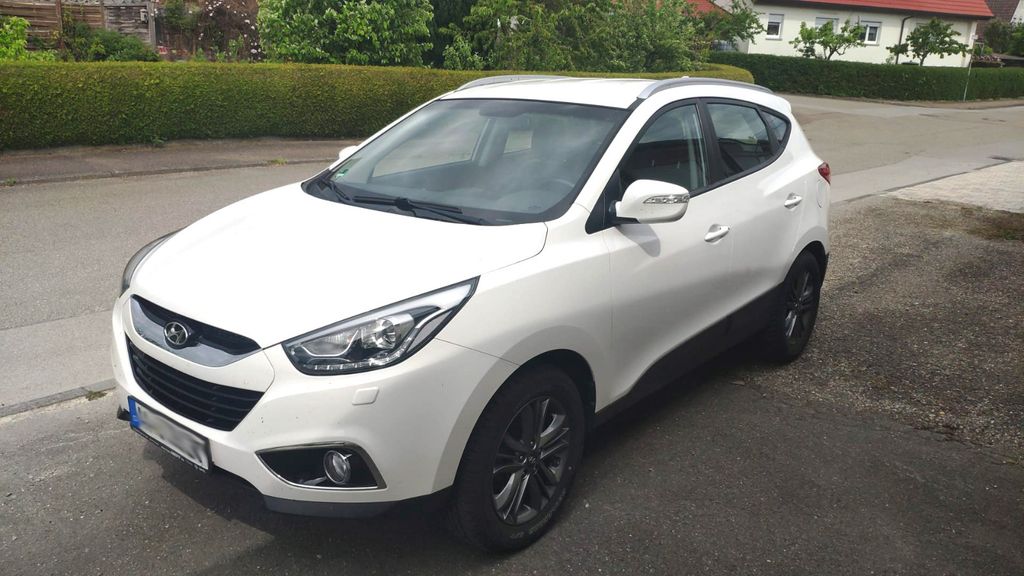 Hyundai TUCSON 120.000 km 10.800 &euro; Durlangen 73568