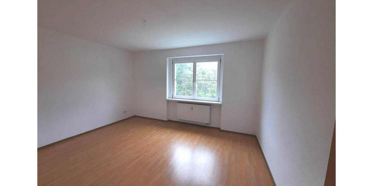 Etagenwohnung Welzow - 3 Zimmer, 84 m&sup2;, 454&euro; | Angebot:19443360