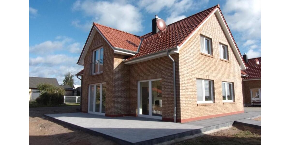 Einfamilienhaus Schwerin Friedrichsthal - 8 Zimmer, 222 m&sup2;, 670.000&euro; | Angebot:26817256