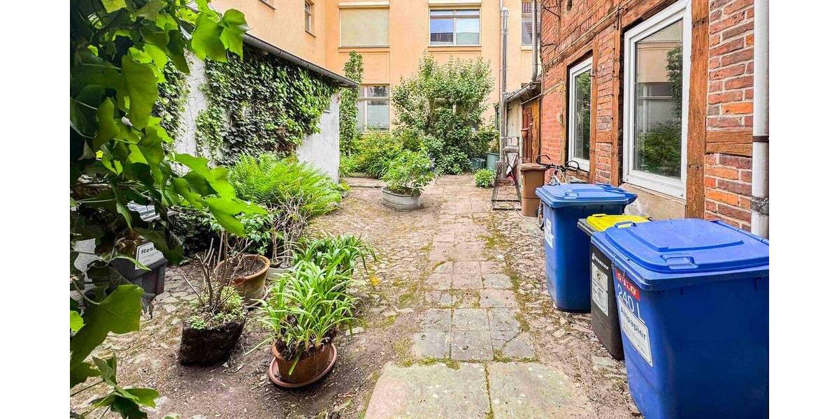 Mehrfamilienhaus, Wohnhaus Magdeburg Sudenburg - 9 Zimmer, 280 m&sup2;, 400.000&euro; | Angebot:26244796