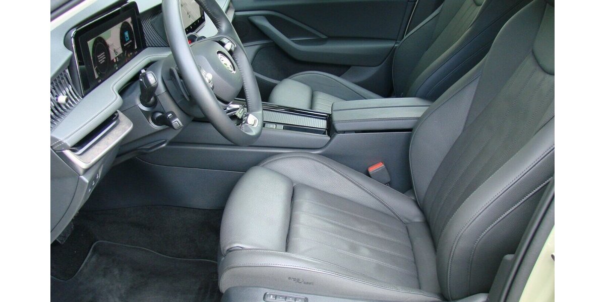 Skoda Superb 2.0TDi 4x4 L&K ACC SHZ LED AHK 360º HUD Can 25.989 km 41.980 &euro; Falkensee 14612