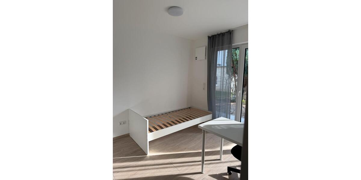 Etagenwohnung Deggendorf - 1 Zimmer, 20 m&sup2;, 425&euro; | Angebot:26475321