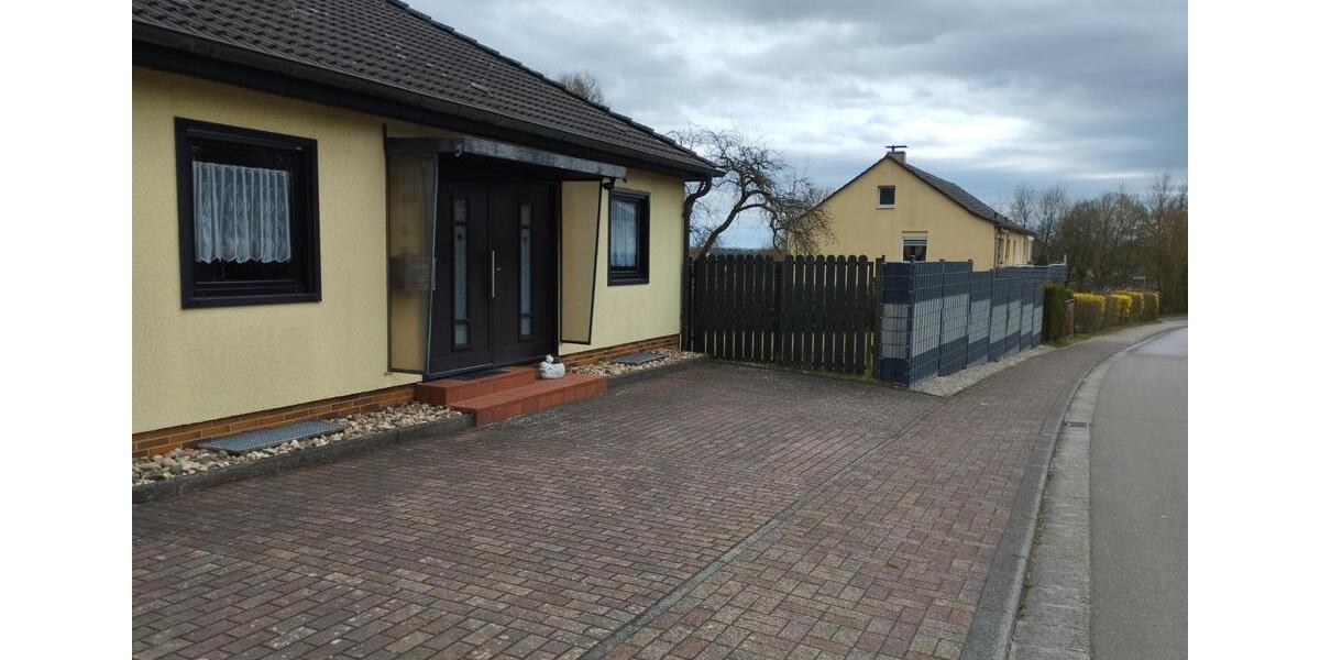 Bungalow Bexbach - 5 Zimmer, 140 m&sup2;, 369.000&euro; | Angebot:26983330