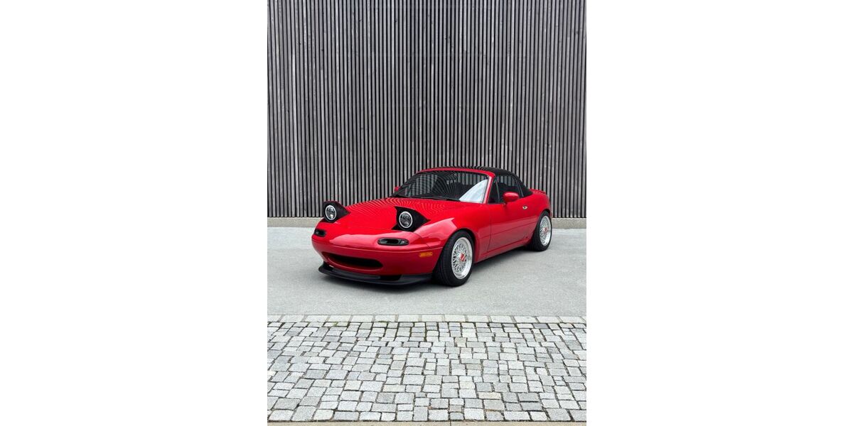 Mazda MX-5 176.600 km 11.250 &euro; Friedrichshafen 88045