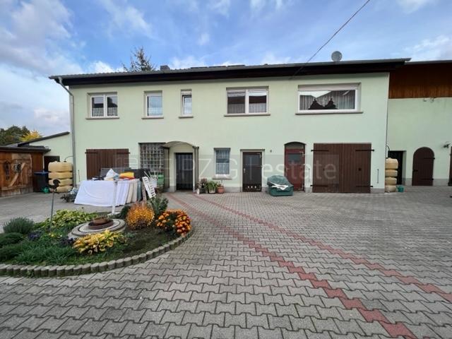 große 3-Zimmer-Wohnung mit Blk. und Gartennutzung, auf dem Land, in Großgörschen 3 zimmer