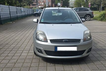 Ford Fiesta 91.000 km 2.250 &euro; Hannover 30519