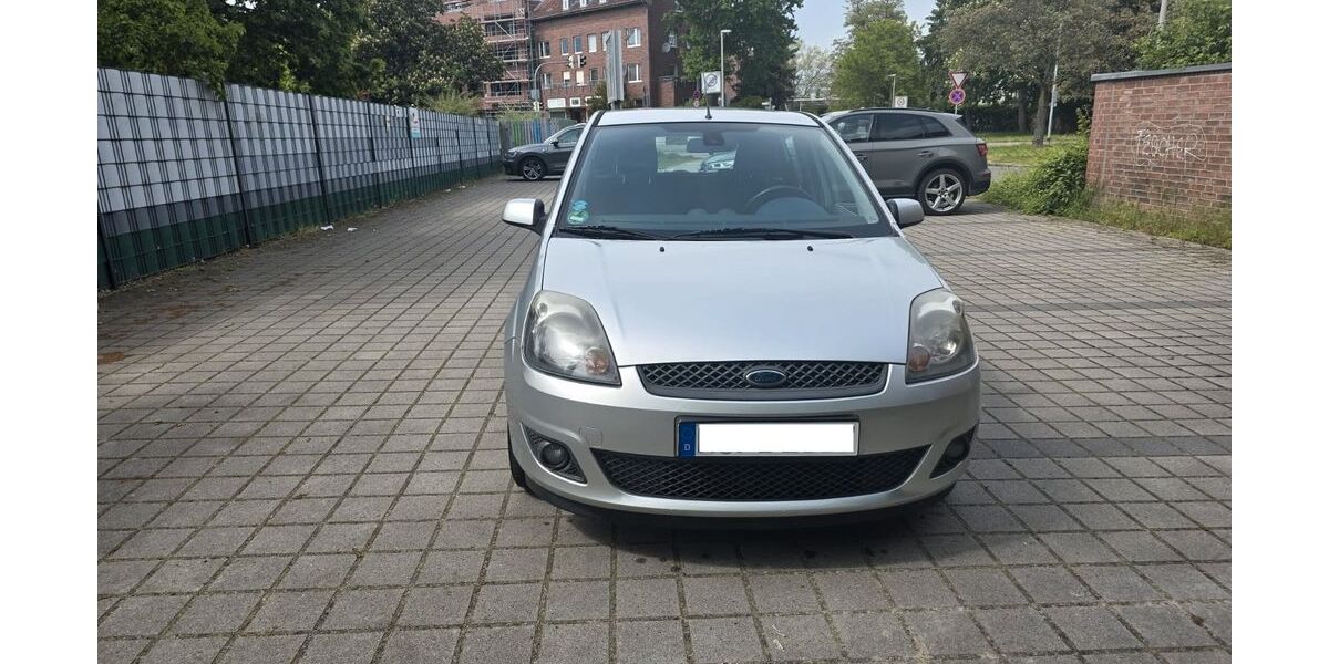 Ford Fiesta 91.000 km 2.250 &euro; Hannover 30519