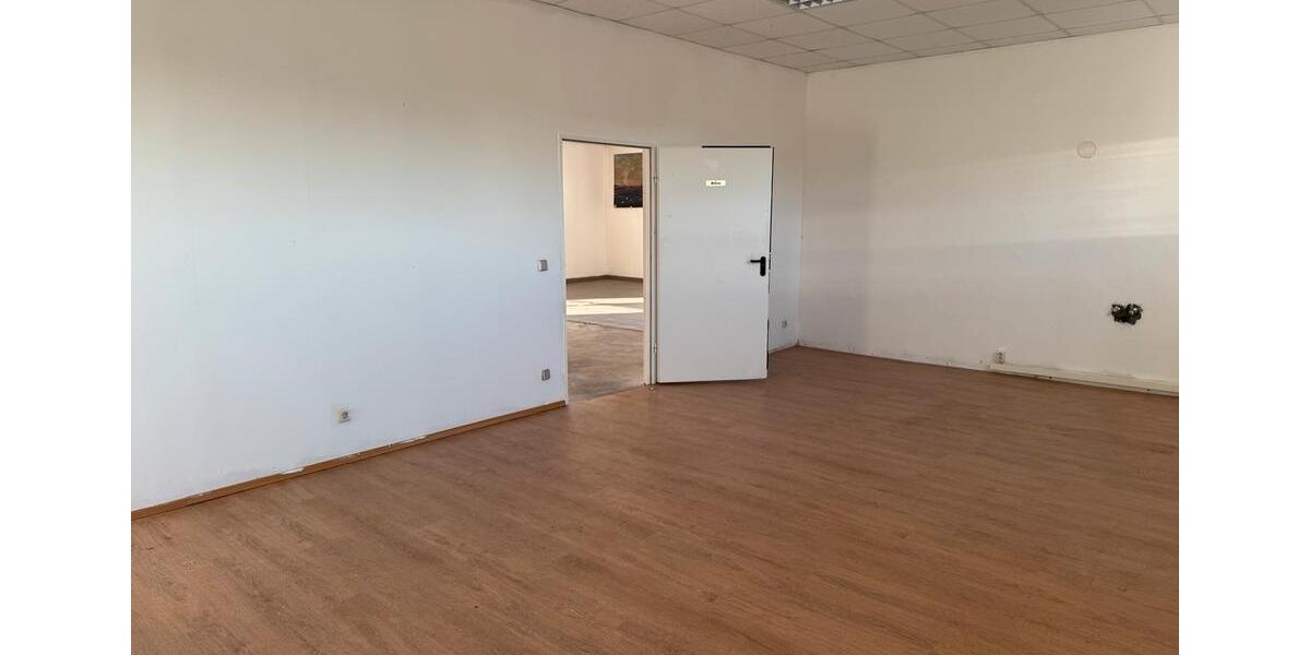 Gewerbeobjekt Eschenbach in der Oberpfalz - 650&euro; | Angebot:25298411