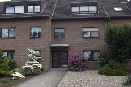Wohnung Mönchengladbach Giesenkirchen-Mitte - 3 Zimmer, 69 m&sup2;, 530&euro; | Angebot:27091267