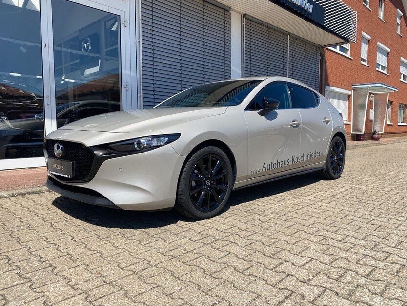 Mazda 3 13.707 km 26.895 € Waren 17192