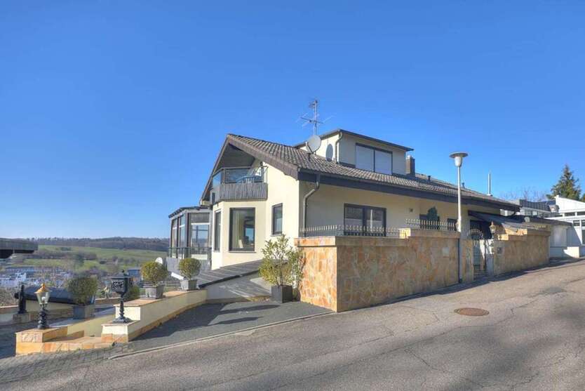 Wohnung zum Mieten in Untergruppenbach 1.500 € 120 m² 3.5 zimmer