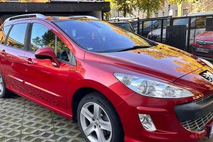 Peugeot 308 107.847 km 3.990 € Berlin 13403