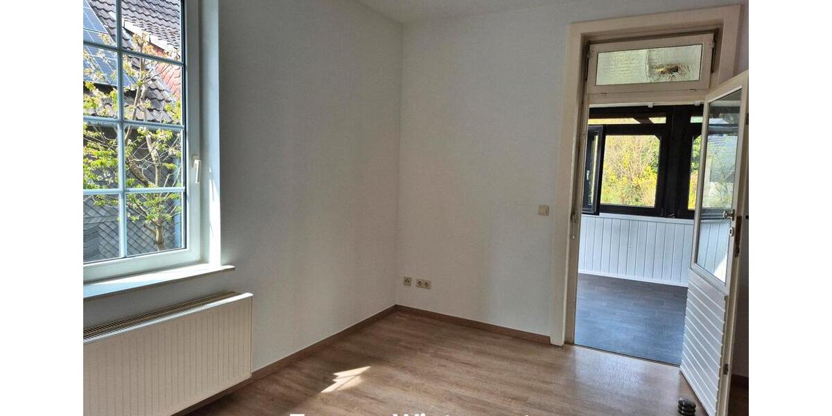 Erdgeschoßwohnung Bad Berleburg - 2 Zimmer, 79 m&sup2;, 760&euro; | Angebot:26178537