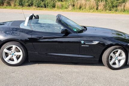 BMW Z4 121.355 km 18.900 € Boostedt 24598