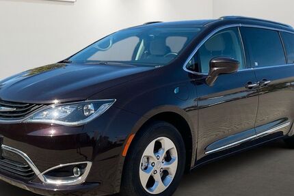 Chrysler Pacifica 45.469 km 19.499 &euro; Brehna 06796