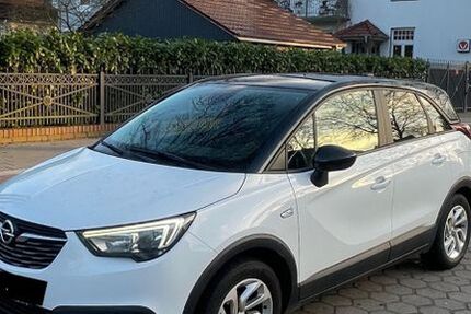 Opel Crossland (X) 49.000 km 10.200 € Hamburg 22159