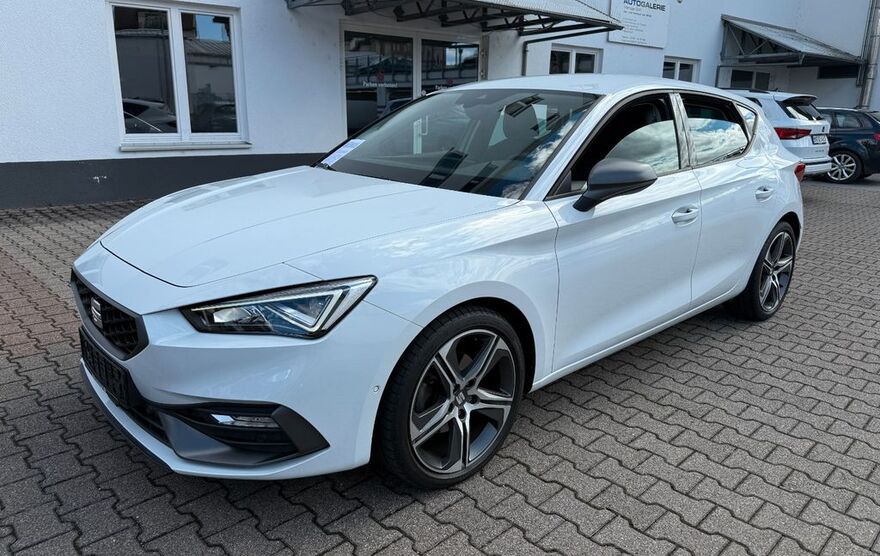 Seat Leon 44.000 km 19.499 € Heilbronn 74074