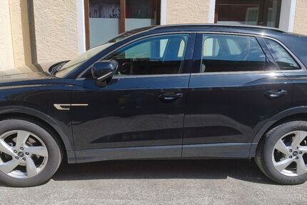 Audi Q3 56.000 km 28.000 &euro; Murnau 82418
