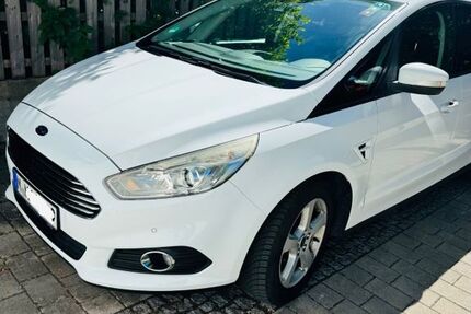 Ford S-Max 239.500 km 4.995 &euro; Germering 82110