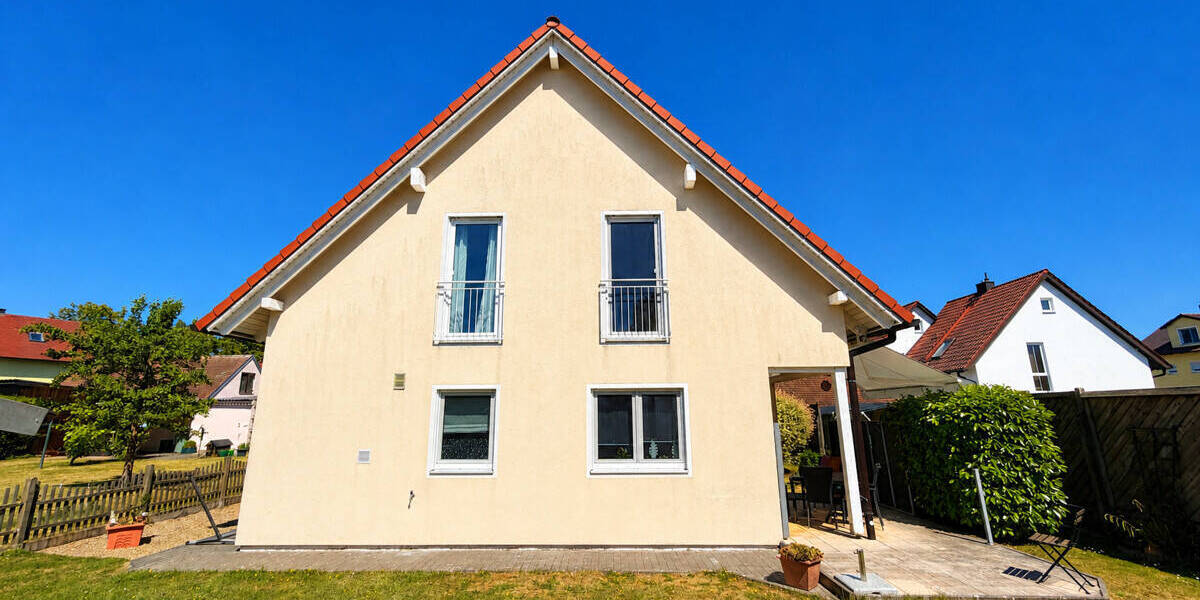 Einfamilienhaus Neutraubling - 5 Zimmer, 125 m&sup2;, 489.000&euro; | Angebot:26798749