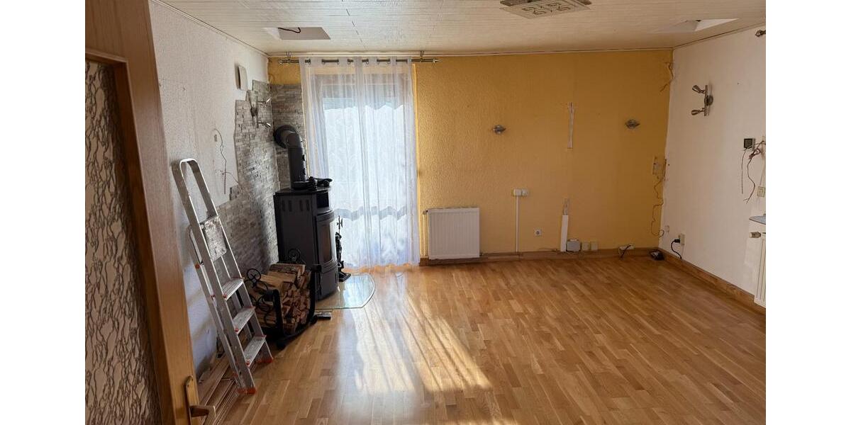 Haus-Hälfte, Maisonette ,Eigentumswohnung Grundstück an der Heide 5 zimmer