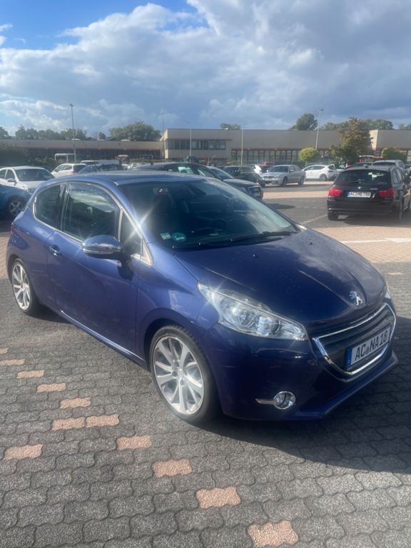 Peugeot 208 187.000 km 3.650 € Eschweiler 52249