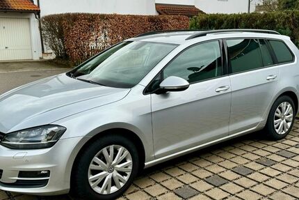 VW Golf 190.000 km 9.800 &euro; Rosenheim 83026