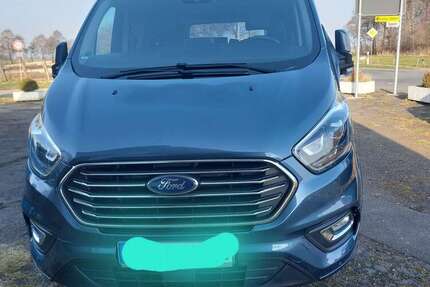 Ford Tourneo Custom 143.000 km 27.999 &euro; Oppeln (Wingst) 21789