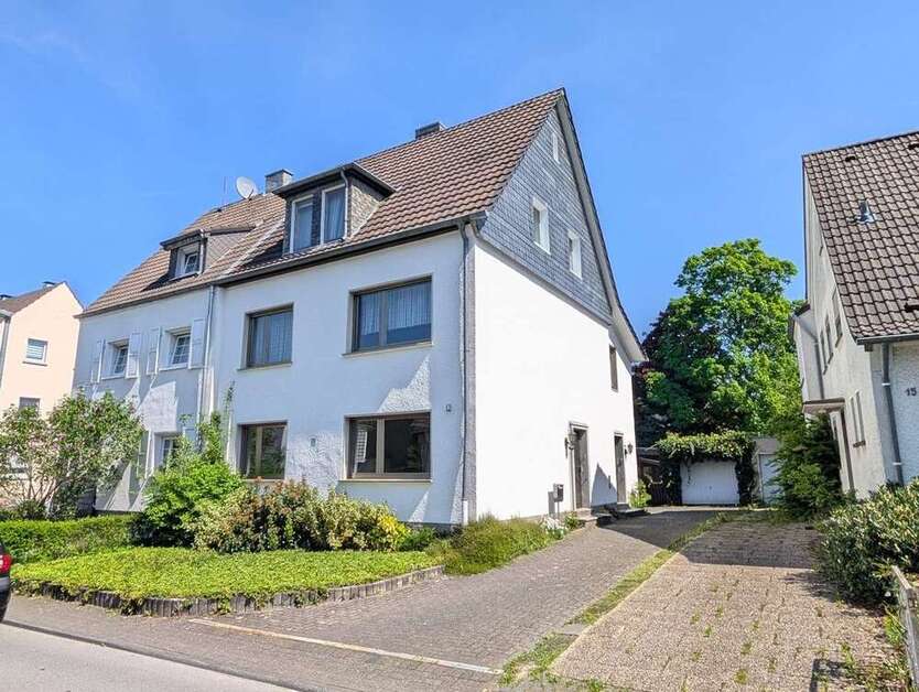 Haus zum Kaufen in Bergisch Gladbach 449.000 € 140 m²