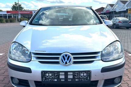 VW Golf 158.000 km 2.900 &euro; Künzell 36093