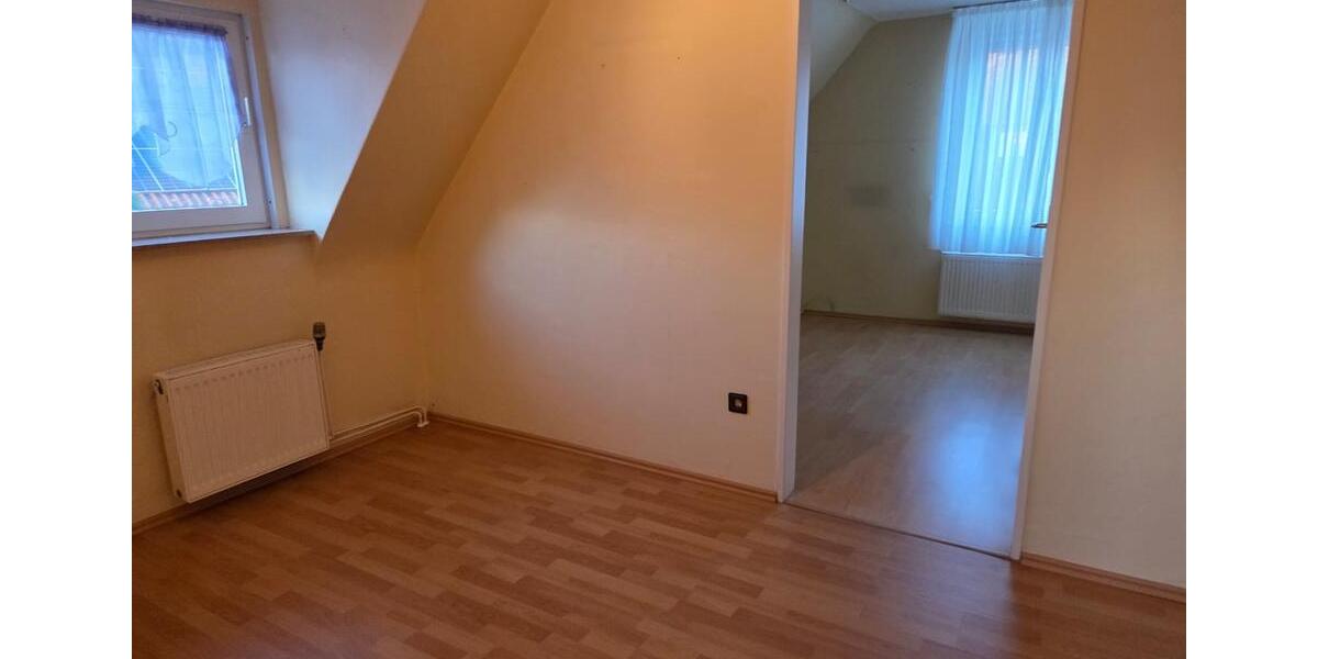 Einfamilienhaus Garbsen Berenbostel - 7 Zimmer, 120 m&sup2;, 480.000&euro; | Angebot:25601711