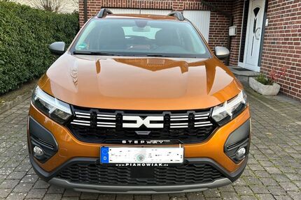 Dacia Sandero 8.452 km 15.300 &euro; Gescher 48712
