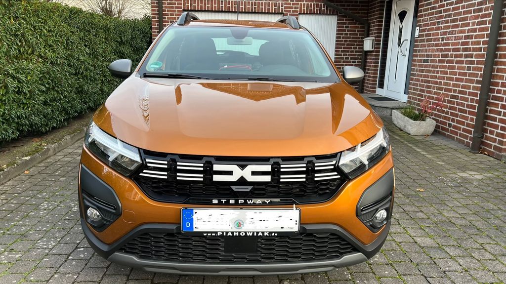 Dacia Sandero 8.452 km 16.300 &euro; Gescher 48712