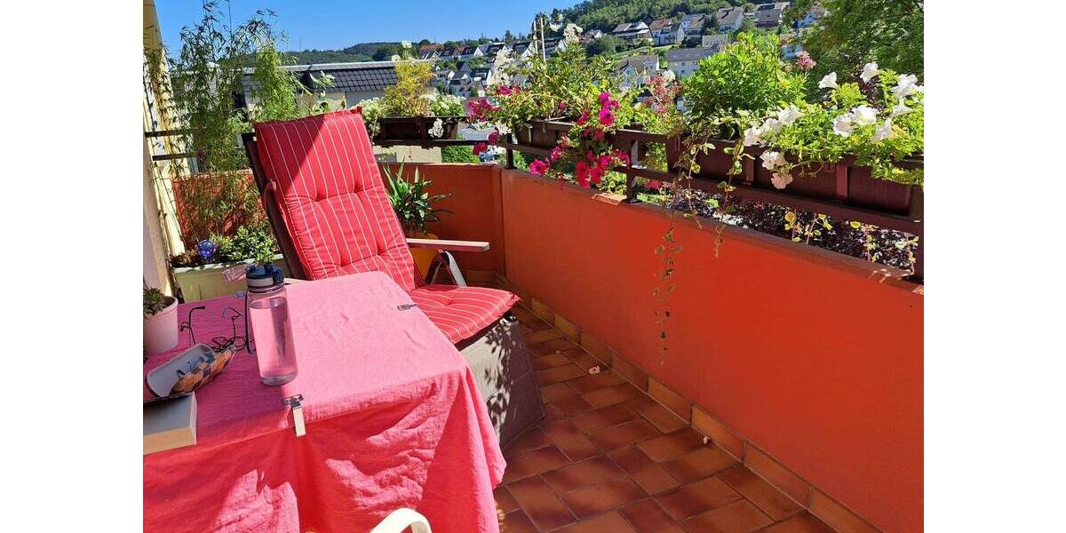 Etagenwohnung Neuenrade - 4 Zimmer, 111 m&sup2;, 165.600&euro; | Angebot:26556785