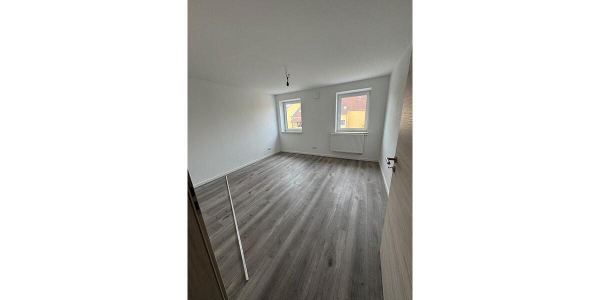 Etagenwohnung Pfarrkirchen - 3.5 Zimmer, 85 m&sup2;, 750&euro; | Angebot:26546251
