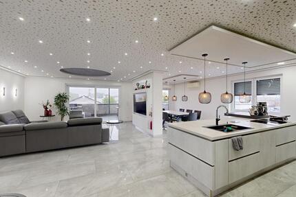 Repräsentative 250-m²-Einheit zur Wohn- oder Büronutzung mit moderner Ausstattung in Offenbach zimmer