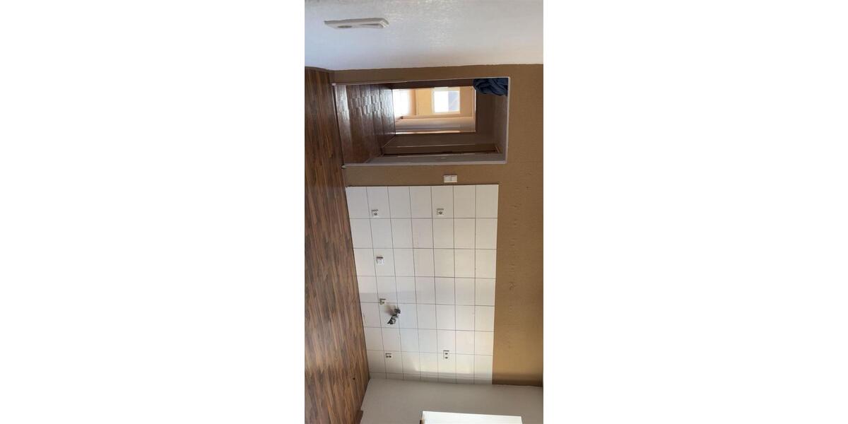 Dachgeschoßwohnung Neunkirchen Heinitz - 5 Zimmer, 150 m&sup2;, 900&euro; | Angebot:26495176