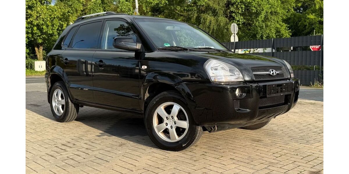 Hyundai TUCSON 121.000 km 3.300 &euro; Neustadt 31535