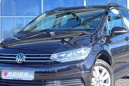 VW Touran 19.500 km 29.790 &euro; Dessau direkt an der A9 06842
