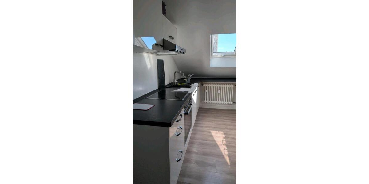 Dachgeschoßwohnung Viernheim - 3 Zimmer, 75 m&sup2;, 1.300&euro; | Angebot:26424089