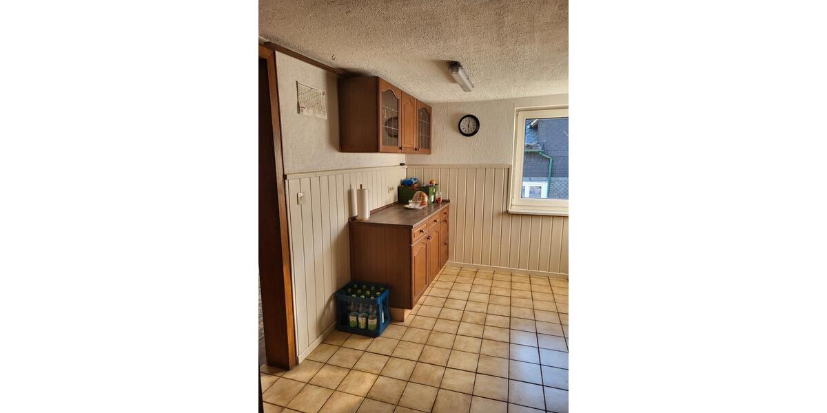 Einfamilienhaus Wilnsdorf - 10 Zimmer, 108 m&sup2;, 145.000&euro; | Angebot:26201600