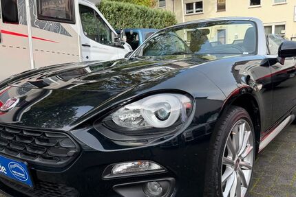 Fiat 124 Spider 44.000 km 17.950 &euro; Solingen 42659
