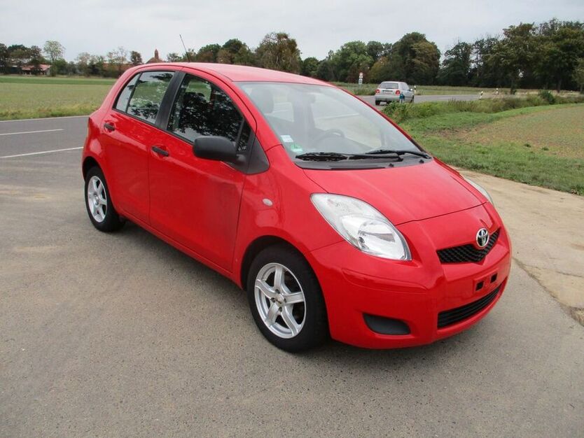 Yaris