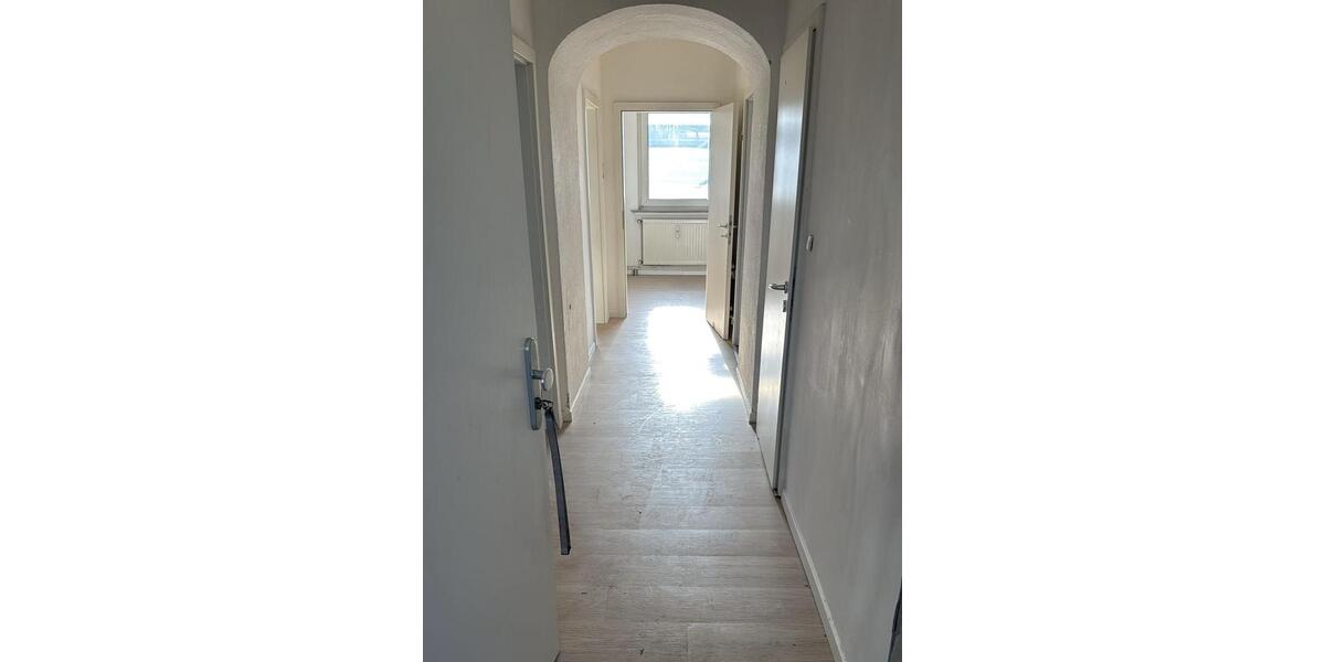 Dachgeschoßwohnung Delmenhorst Düsternort - 3 Zimmer, 75 m&sup2;, 595&euro; | Angebot:25642847