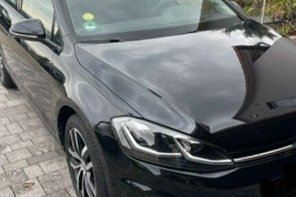 VW Golf 84.000 km 18.000 &euro; Dettelbach 97337