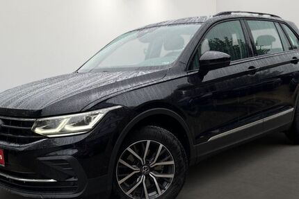 VW Tiguan 174.000 km 20.700 € Frankfurt am Main 65933