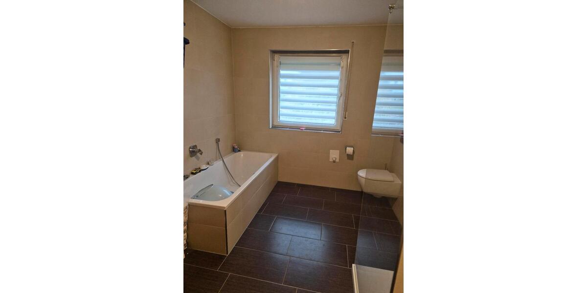 Etagenwohnung Siegen - 4 Zimmer, 143 m&sup2;, 185.900&euro; | Angebot:27193579