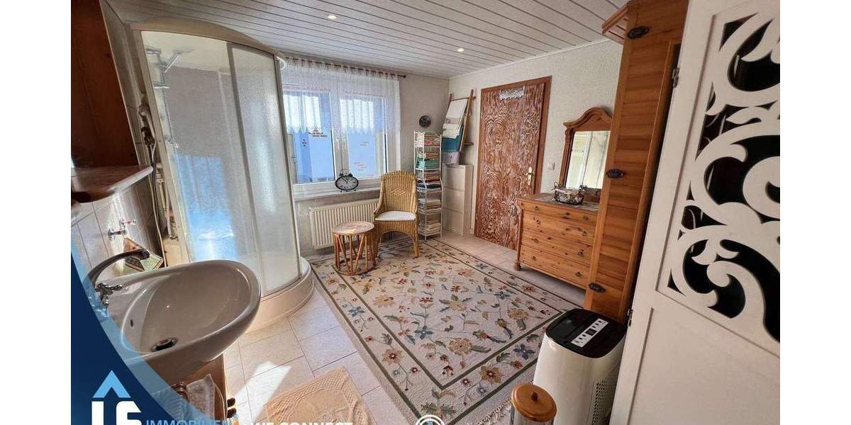 Mehrfamilienhaus, Wohnhaus Roßdorf Roßdorf - 5 Zimmer, 156 m&sup2;, 398.000&euro; | Angebot:25739462