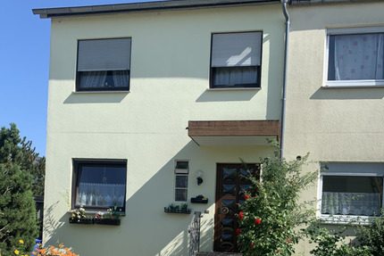 Vielseitiges Reihenendhaus mit Garten in Ludwigshafen-Oggersheim